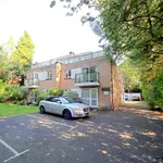 Rent 2 bedroom flat in Wellington Road