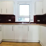 Rent 2 bedroom flat in Aberdeen