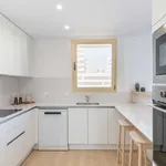 Rent 3 bedroom apartment in barcelona