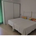 Alquilo 4 dormitorio apartamento de 106 m² en  Sevilla