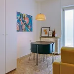 Rent 4 bedroom apartment of 50 m² in Milan