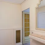 Rent 5 bedroom apartment in Barcelona