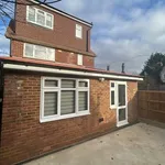 Rent 5 bedroom flat in South East England