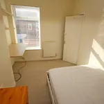 Rent 3 bedroom house of 78 m² in Salford