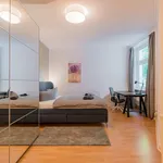 Rent 2 bedroom apartment of 87 m² in Berlin