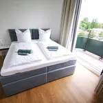 Miete 4 Schlafzimmer wohnung von 90 m² in Berlin