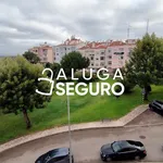 Rent 3 bedroom apartment of 114 m² in Seixal