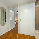 Rent 2 bedroom apartment of 40 m² in Porto