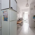 Rent a room in lisbon