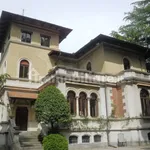 Rent 5 bedroom house of 350 m² in Varese