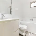 Rent 3 bedroom apartment in Burwood