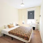 Rent a room of 120 m² in valencia