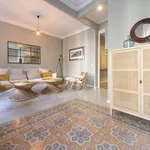 Rent 5 bedroom apartment of 109 m² in Barcelona