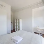 Rent a room in lisbon