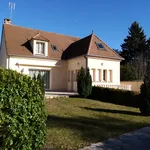 Maison de 160 m² avec 6 chambre(s) en location à ORVANNE