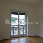 Rent 3 bedroom apartment of 90 m² in Como