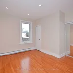 Rent 3 bedroom apartment in Toronto (Annex)