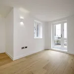 Rent 3 bedroom flat in London