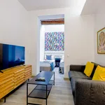 Rent 1 bedroom apartment of 484 m² in Barcelona