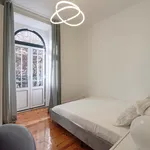 Rent a room of 97 m² in Lisboa