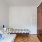 Rent 4 bedroom apartment in Lisbon