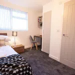 Rent 5 bedroom apartment in West Midlands