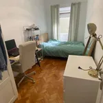 Rent a room in lisbon