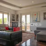 Rent 5 bedroom apartment of 120 m² in Rome