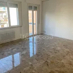 Rent 4 bedroom apartment of 100 m² in Udine