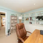 Rent 4 bedroom house in Berkshire