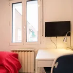 Rent a room of 110 m² in madrid