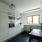 Rent a room of 100 m² in brussels