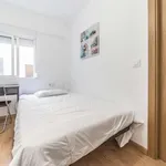 Rent a room of 70 m² in valencia