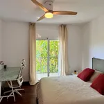 Rent 5 bedroom house in Barcelona