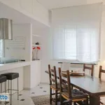 Appartamento arredato con terrazzo Centro