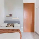 Rent a room in turin