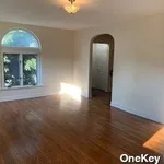 Rent 3 bedroom house in Queens