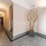 Rent 2 bedroom apartment of 85 m² in Torino