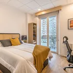 Alquilo 4 dormitorio apartamento de 18 m² en Madrid