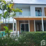 Rent 4 bedroom house of 175 m² in Phuket