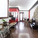 Rent 2 bedroom apartment of 120 m² in Porto