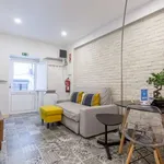 Rent 1 bedroom apartment in lisbon