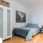 Rent 5 bedroom apartment in Valencia