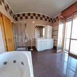 Rent 5 bedroom apartment of 180 m² in Comacchio