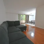 Rent 2 bedroom apartment of 83 m² in Fairfax