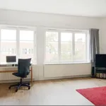 Huur 2 slaapkamer appartement van 60 m² in Van Galenbuurt