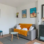 Rent 1 bedroom apartment of 23 m² in Paris