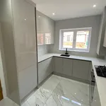 Rent 4 bedroom house in East Midlands