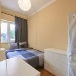 Rent a room in lisbon