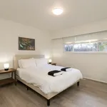 Maison de 1722 m² avec 3 chambre(s) en location à North Vancouver